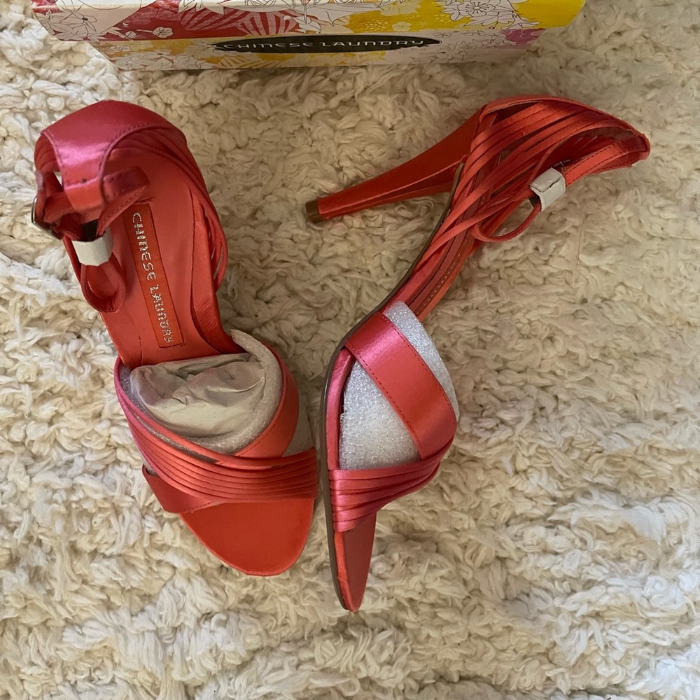 Satin dress sandals (ankle straps)